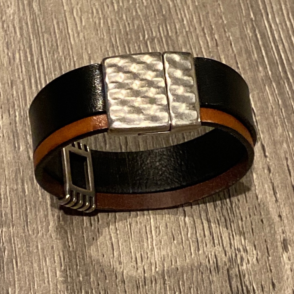 Real leather bracelet